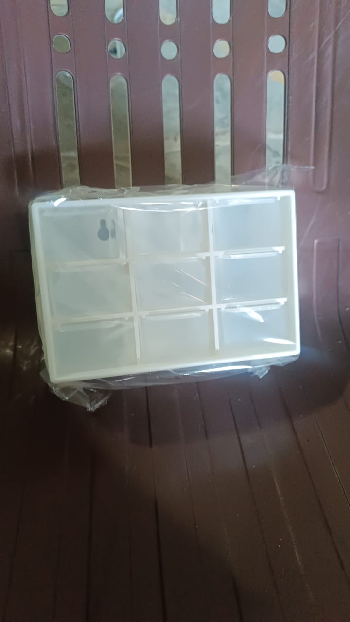 Plastic Compact Drawer Organizer for Jewellery (9 Compartment) Plastic Compact Drawer Organizer for Jewellery (9 Compartment)